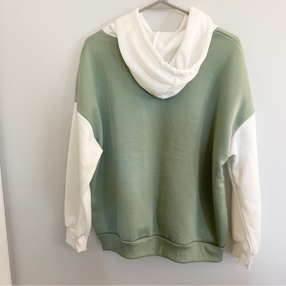 Shein Sweatshirt, Size Medium - Picture 2 of 7